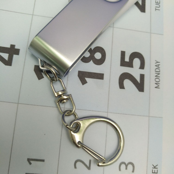 Флешка "Wist" 16 Гб, покрытие софт тач, с карабином